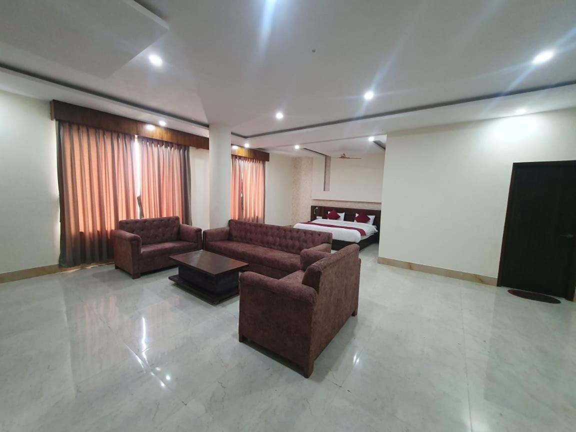 Akash Hotel Managed By Jk Hotels & Resorts Kathua Экстерьер фото