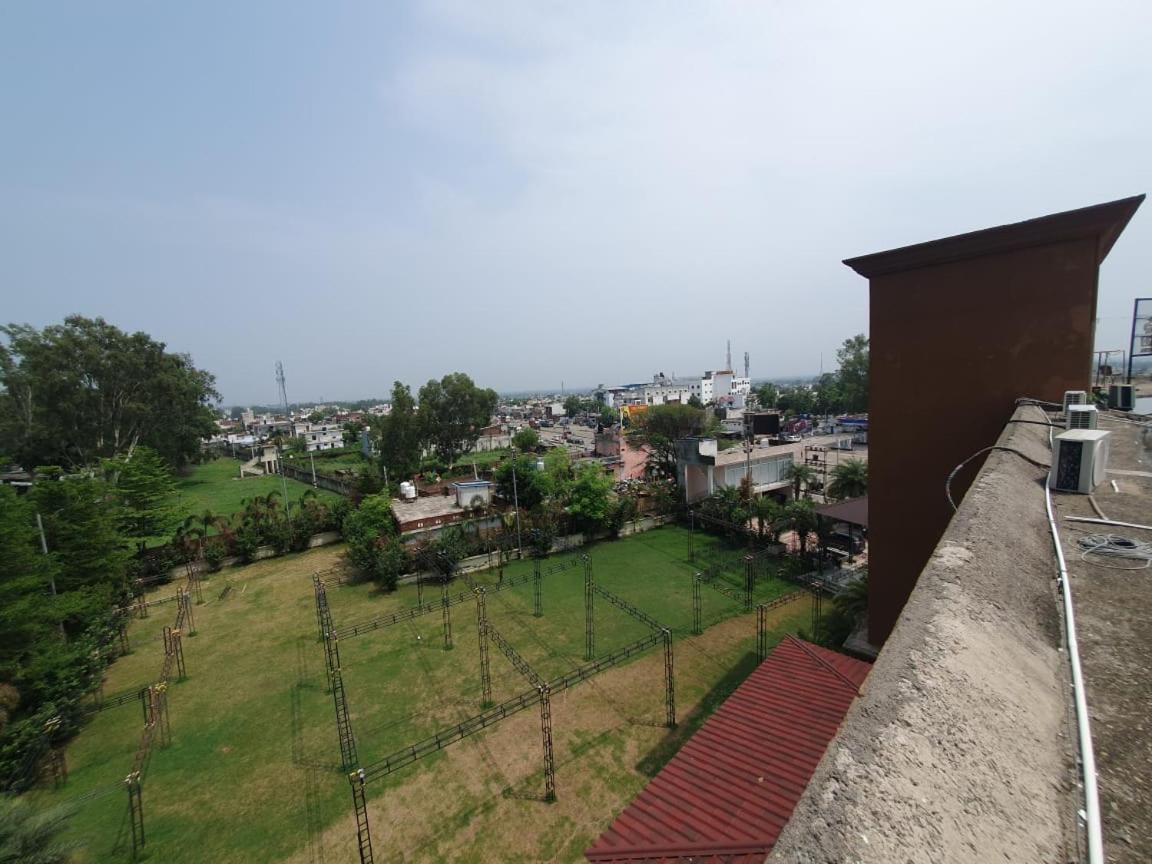 Akash Hotel Managed By Jk Hotels & Resorts Kathua Экстерьер фото